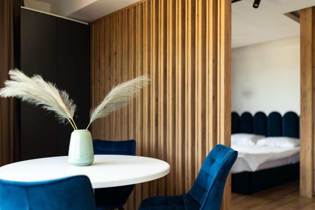 Nest Inn Azure Apartment Kaloşvar Dış mekan fotoğraf