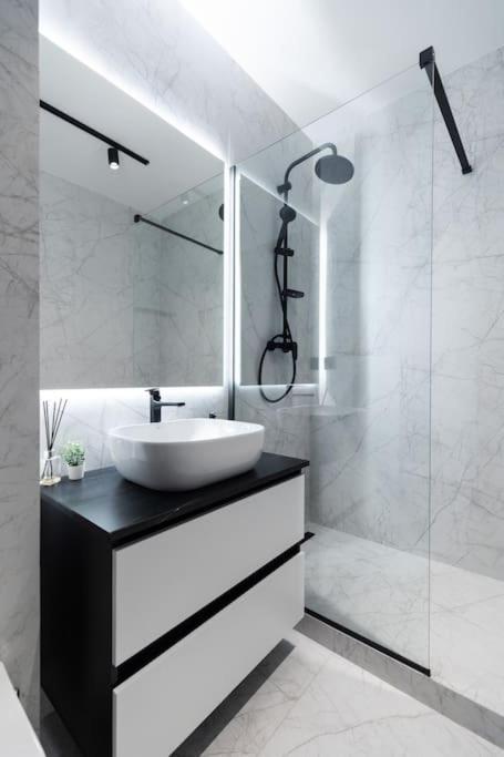 Nest Inn Azure Apartment Kaloşvar Dış mekan fotoğraf